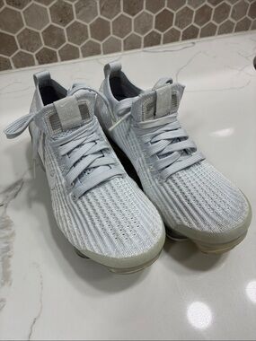 Nike VaporMax Flyknit Sneakers -size 6, Platinum Ice color
